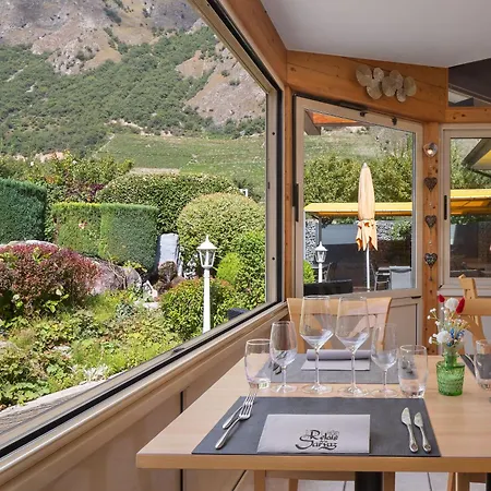 Relais De La Sarvaz بيت ريفي 4*