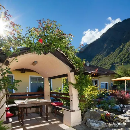 Relais De La Sarvaz بيت ريفي 4*