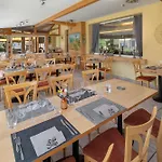 Relais De La Sarvaz Zajazd Saillon
